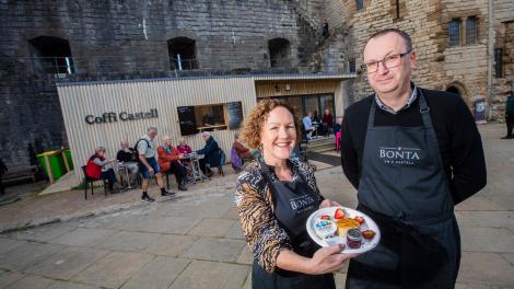 Caffi Cadw Cafe - Castell Caernarfon
